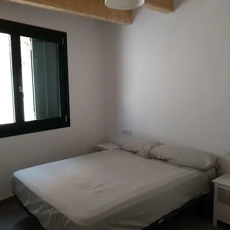 Apartament A La Cala De Sa Tuna, * 베구르
