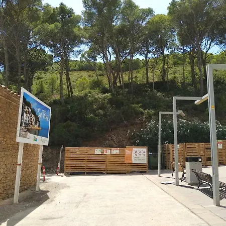아파트 Apartament A La Cala De Sa Tuna, 베구르